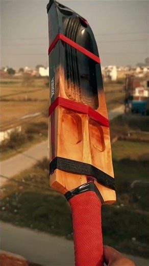Unleash the power of darkness 🧛🏻🦇Vinox Vampire Limited Edition Bat – made for fearless hitters 💥