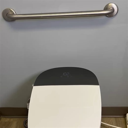 Benjamin Liu on Instagram: "Auto Lid Open, and Foot Sensor On August 20, your bathroom is getting an upgrade. The SmartFlow DL-968 Smart Bidet Toilet is designed to make every visit cleaner, more comfortable, and completely hands-free. Here’s what makes it different: Monster Flush Power: 1500g – flushes 24 golf balls effortlessly Hands-Free Convenience: Auto open, auto flush, and foot sensor Spa-Like Clean: Heated seat, warm water wash, deodorizer, and air dryer Built to Last: 3-year warranty, t