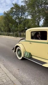 Tecuci în anii de glorie. Strada Constituției astăzi, pe atunci era strada Splai Tecucel. | Munikipiul Tecuci