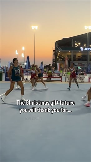 Rachel Bird | S&C Coach | Nutritionist | I’ve created a FREE, 3 week Netbird Christmas S&C programme for you 🫵🏼🎄 A different session each day, 30 minutes, no equipment needed,... | Instagram