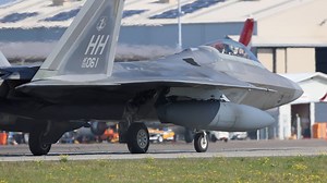 Comment below your favourite memory of the F22 Raptors' visit to WLM Would you like to see the F-22s at Williamtown again? Video from 2024..... #williamtownplanespotting #f22raptor | Williamtown Plane Spotting