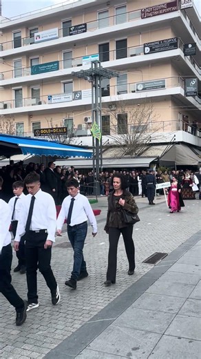 Παρέλαση μαθητών για την 25η Μαρτίου στην Τρίπολη #foryou #greece #25march #news #parelasi #arcadia