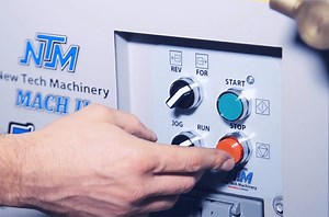 5 Signs Your Portable Rollforming Machine Needs Service