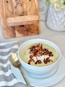 Ina Garten’s Roasted Potato Leek Soup with Crispy Shallots Potato soup for the soul 🤍 I’ve been making this recipe from the queen herself Ina Garten for years and it never fails to make my soul happy. I hope it does the same for you. 🤍Recipe can be found here: https://www.foodnetwork.com/recipes/ina-garten/roasted-potato-leek-soup-recipe-1947137 #reels #recipe #soup | Sweet Melissa
