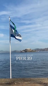 Pier 39 captures San Francisco at its most playful sea lions, waterfront dining, bay breezes, and endless energy. Tourist-favourite for all the right reasons. 📍 San Francisco | The Official Guide 📷 @nihanvuralroth on IG #visitcalifornia #theultimateplayground #pier39 #sanfrancisco | Visit California