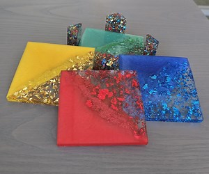 4 Piece Glitter Coaster Set With Holder, All Colors Resin Art Coasters, Desk Decor, Luxe Bar Cart Accessories, Many Shapes and Colors - Etsy
