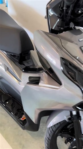 Enhance Your Ride with Airblade 160 and Rcb V Series Rear Shock