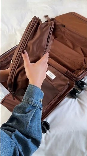 BÉIS Travel | Pack The Carry-On Roller in Maple