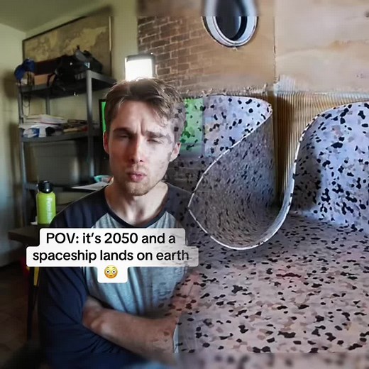 POV: it’s 2050 and a spaceship lands on earth 😳 #space #alien #story