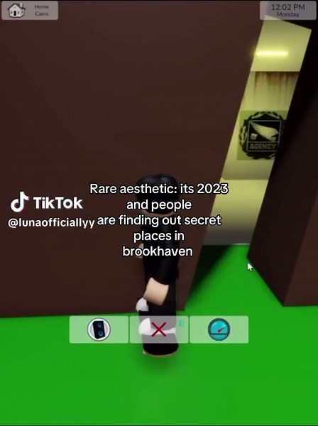 Discovering Secret Places in Old Brookhaven Roblox