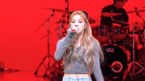 (G)I-DLE最新回归曲Super Lady乐队Live版