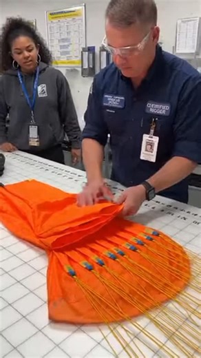 Packing parachute properly 🪂 #trendingvideos #caughtoncam #viral #sightoutside | SightOutside