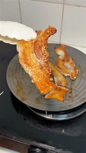 kung dati ko pa nalaman itong heat conduction plate na to wala sanang naitapon mga non stick pan. 😭😭😭 #heatconductionplate #heatconductiondiffuserplate #heatconduction #kitchenheatconductionplate | Haile-EAT's me