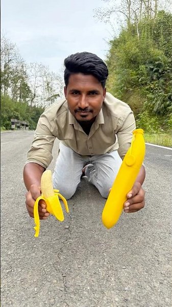 Fake banana & umbrella unboxing and test😜