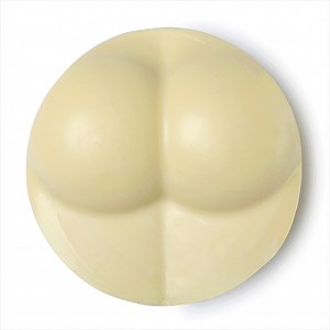 2.6K views · 26 reactions | Die Muttertagskollektion ist da.  Kannst du bei den Produktnamen wie "Posh", "Baby" und "Ginger" erraten, wer unsere Produktentwickler vielleicht inspiriert haben könnte? Entdecke die Neuheiten ab sofort in allen Shops und online auf https://de.lush.com/ | LUSH Deutschland | Facebook