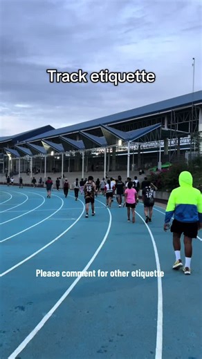 Essential Track Etiquette for Runners and Walkers