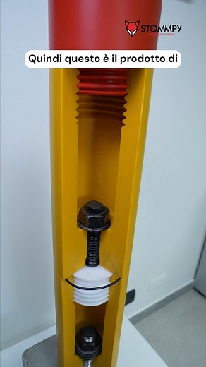 ... e se le esigenze cambiano? Grazie alla modularità, puoi adattare il palo antiurto già installato. ______________ ... and what if needs change? Thanks to modularity, you can adapt the STOMMPY bollard already installed. | STOMMPY - Rivoluzionarie Protezioni Antiurto