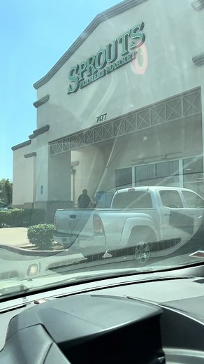 Sprouts is my go-to lunch spot🥪 They have so many options and at a great price! #sproutssandwich #sproutsfivedollarsandwich #lunchspot #lunchideas