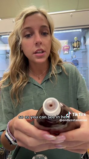 Replying to @samscott924 Intensifiers VS Bronzers! #tanning #endlesstanalcoa #tanningsalon #tanninghacks #tanningbed #tanninglotion #designerskin