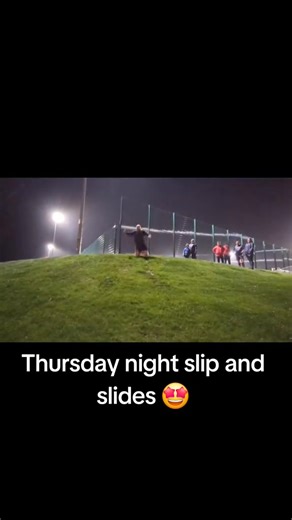 🎄 Only a Few Sessions Left Before Christmas! 🎄 Time’s running out before we trade tackles for turkey. Get yourself down to Catto Park tonight, 7pm–8:30pm, and make these last pre-Christmas sessions count. There’s no such thing as bad weather, just the wrong clothes. Wrap up, show up, and keep the red and blue fire burning. ❤️💙 #PeterheadRugby #CattoPark #RedAndBlue #WinterSessions #RugbyFamily | Peterhead Rugby Club