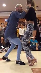 27M views · 9.6K reactions | ➡️ ¡Es la #Bachata más vista de SIEMPRE en Facebook!  ¿Has visto el vídeo más VIRAL de Daniel y Desirée? (y)  #adrianyanita | Adrián y Anita | Facebook