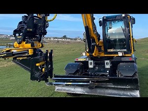 Weekend Ducking with the JCB Hydradig