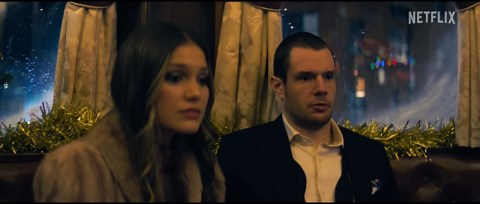 Netflix's New Crime Heist Movie With The Perfect Enemies-To-Lovers Story Is An Instant Streaming Hit