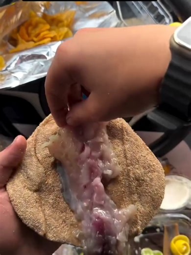 عشق الفسيخ: طعم وتقاليد لا تُنسى