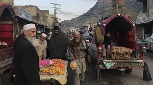 Pakistan’s ‘gun valley’: A town of 80,000 people & 2,000 weapon shops