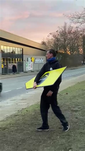 Master the Art of Sign Spinning for Street Performance