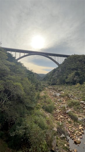 This bridge has large round barricades on either side. Van Stadens is known as the bridge of death and there has been 75 suicides since it opened in the 70’s. 20 People have also been saved by pedestrians and motorists. #southafrica | Camps Bay Girl