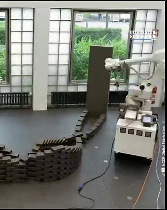 358K views · 250 reactions | The mobile construction robot can lay bricks in any pattern. 烙 ️ NCCR Digital Fabrication | Interesting Engineering | Facebook