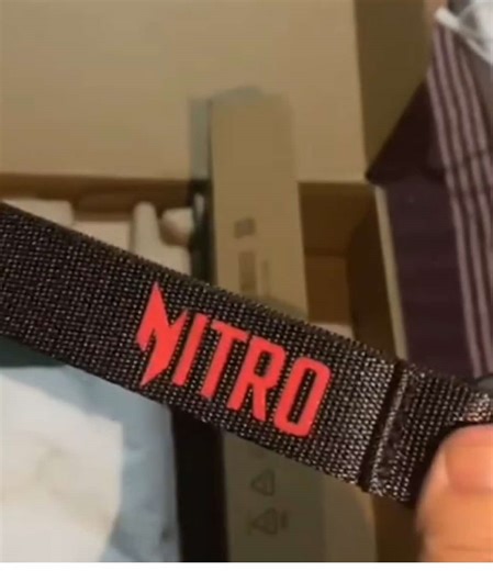 Unboxing the Acer Nitro V16 AI Gaming Laptop 2025