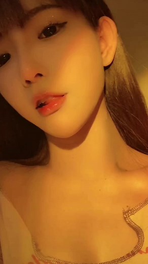 Close-Up Beauty: Glossy Red Lips and Expressions