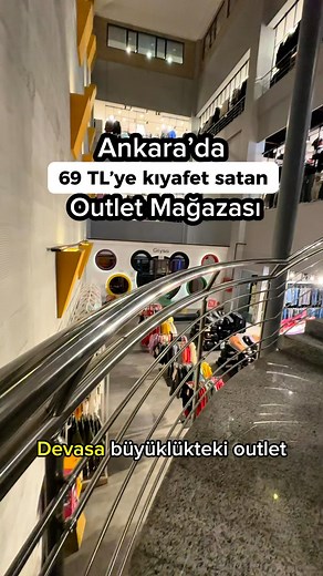 Ankara Yemek Alışveriş Mekan Etkinlik Rehberi on Instagram: "Ankara’da uygun fiyata alışveriş yapabileceğiniz outlet “Giysa Moda” ✨ #reklam Unutmamak için bu gönderiyi kaydedin👍 Bu mağazada 69.99₺’ye bile kıyafet bulunuyor ✨ Erkek, kadın ve çocuk bölümleri bulunuyor✨ Sürekli yeni ürünler geliyor, Kadın reyonunda dikkatimi çekenler; • Triko Kazanlar 159.99 TL’den başlayan fiyatlarla • Kalın sweatler 249.99 TL’den başlıyor • Kaşe kaban çeşitleri 699.99 TL’den başlıyor • Sportif montlar ve trendçk