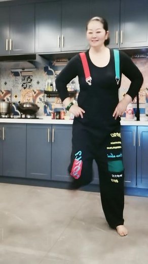 怎么开心怎么活怎么舒服怎么过普普通通的一天也会过的热气腾腾哈哈这就是60后小老太太的活法儿…😀😀