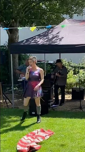 Walk on the wild side #livemusic #coversong #brighton #music #loureed