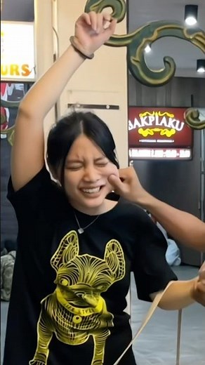 handcuff prank! #funny #prank #shortvideo #comedy