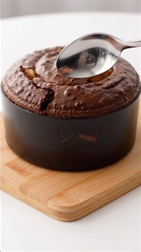 Blend Chopped Apples With Cocoa Powder and Eggs