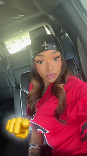 CeCe | HoustonHairStylistMua (@thequeenoflavish)’s videos with original sound - Cody