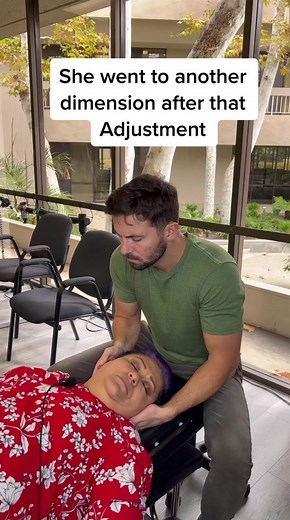 Neck Adjustment Techniques Explained by a Chiropractor