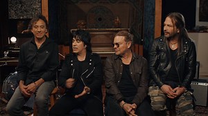 1.2M views · 56K reactions | Estamos súper emocionados de anunciar nuestra nueva gira RAYANDO EL SOL TOUR . ¡No se la van acabar! Boletos  a la venta el próximo viernes 1ero de marzo a las 11am- hora local. Mas información aqui: https://livemu.sc/RayandoElSolTour | Maná | Facebook