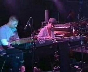 Zero 7 "In The Waiting Line"