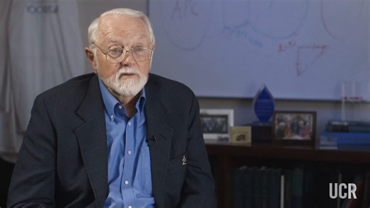 2017年加州大学河滨分校奖章获得者：亚瑟·里格斯（Arthur Riggs）