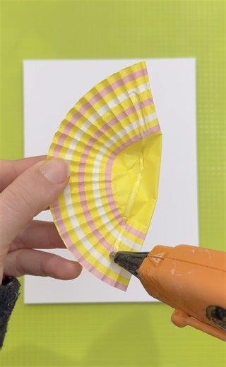 easy DIY birthday card This original video was produced by network media and Brooklyn B | Hackity Hack Club