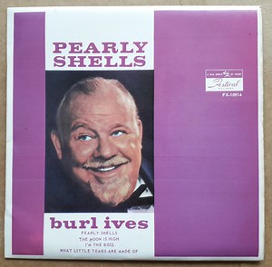 Burl Ives - Pearly Shells