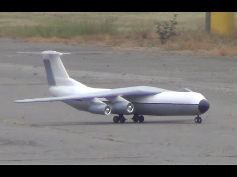 RC Lockheed C-141B Starlifter Maiden Flight Depron Airliner