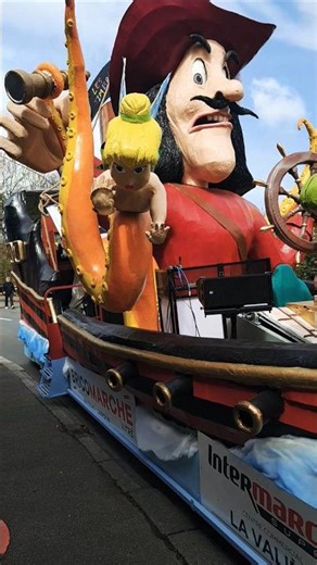 ​Le Char du Capitaine Crochet​ Partie Avant #pov #travel #viral #vlog #shorts #magie #festival