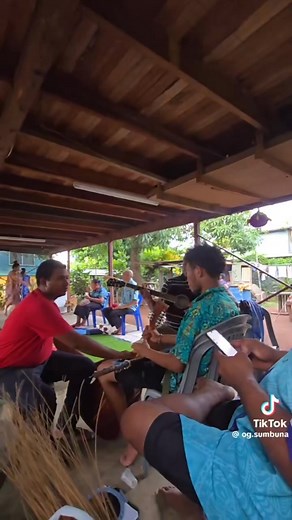 #Jnr Viginuts. #centralmusic 🇵🇬 | Aaron Kym Leva