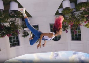 realme: Launch Commercials • Ads of the World™ | Part of The Clio Network